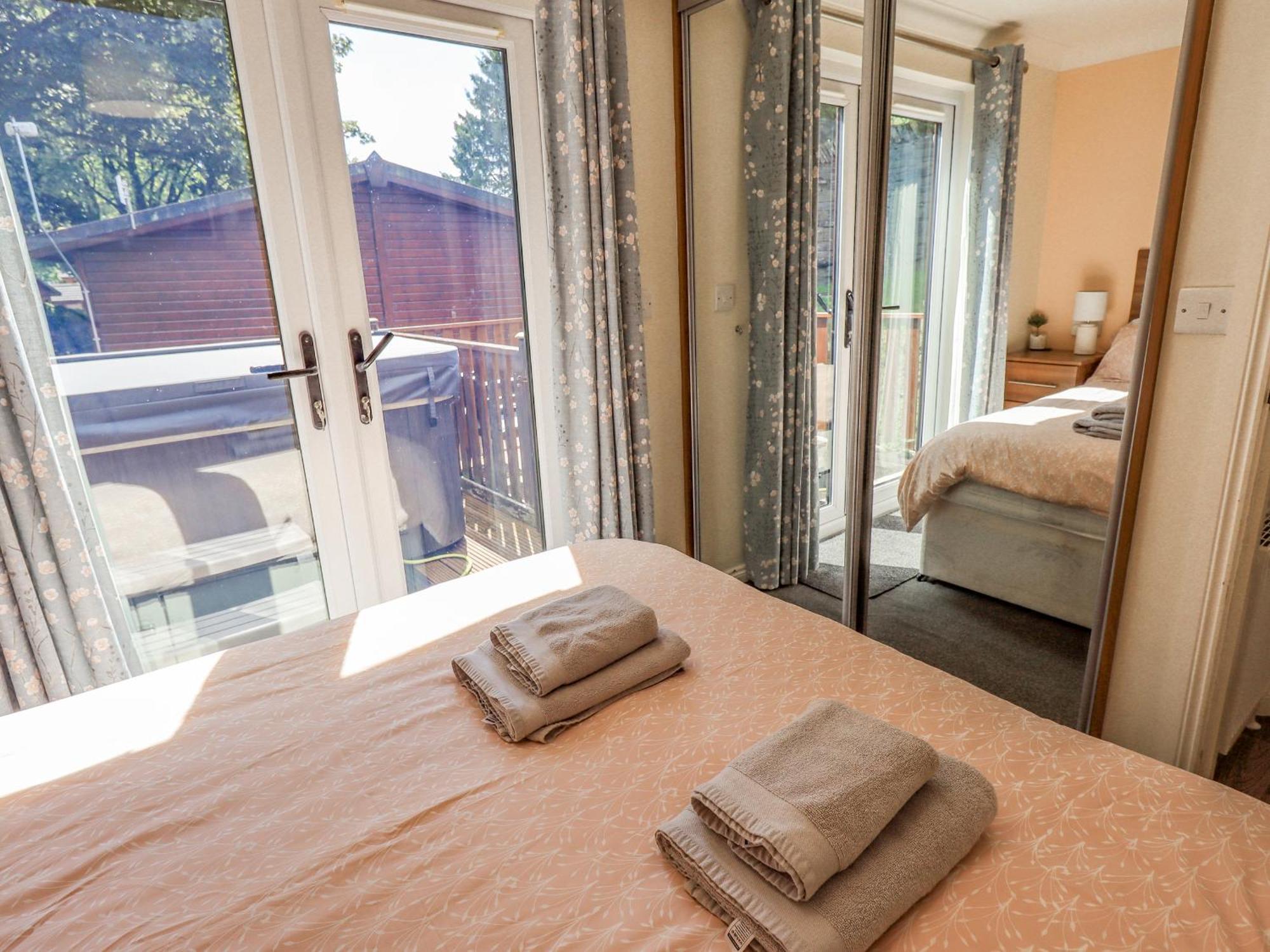 ווינדרמר Robin View Lodge מראה חיצוני תמונה