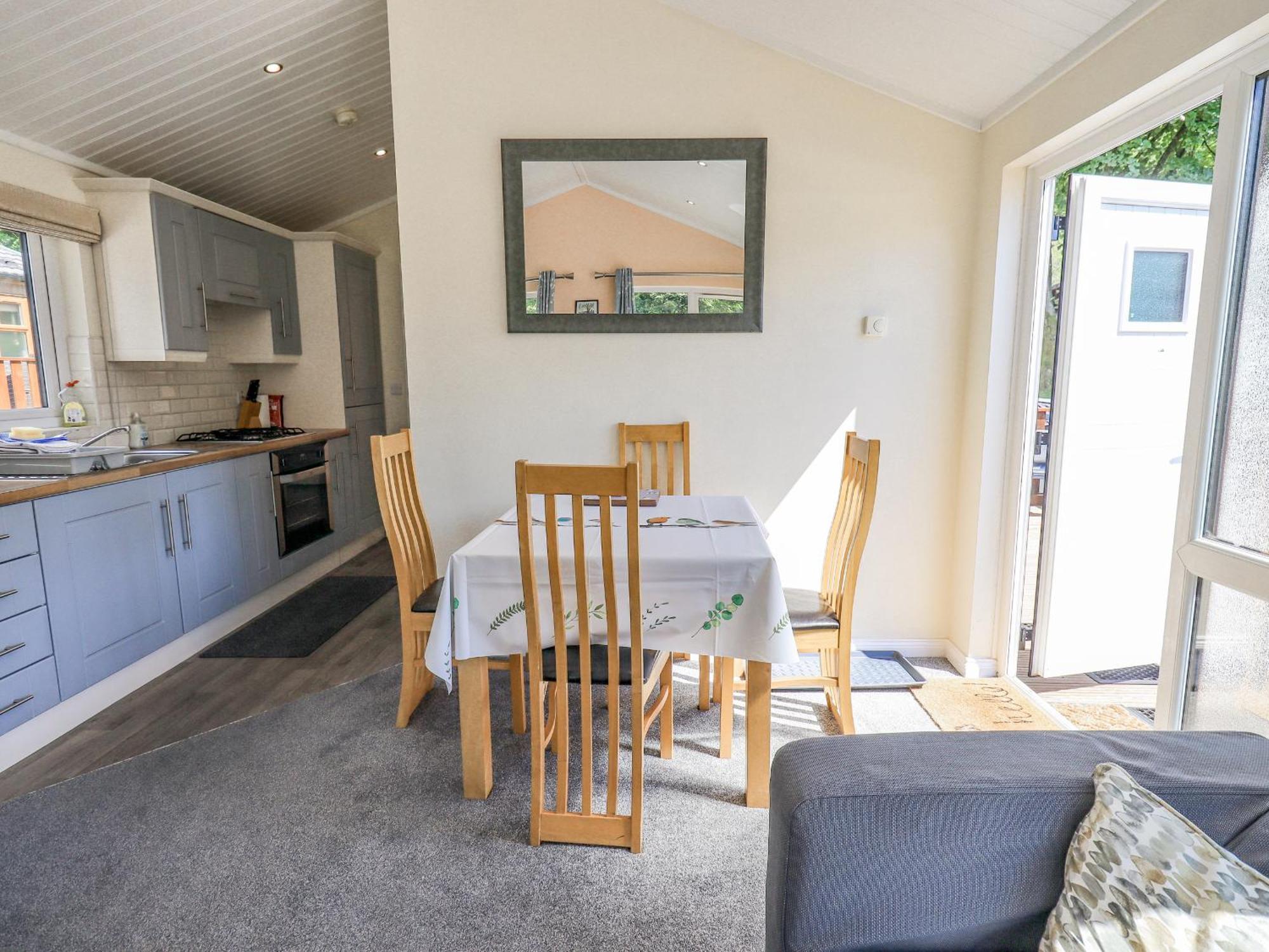 ווינדרמר Robin View Lodge מראה חיצוני תמונה