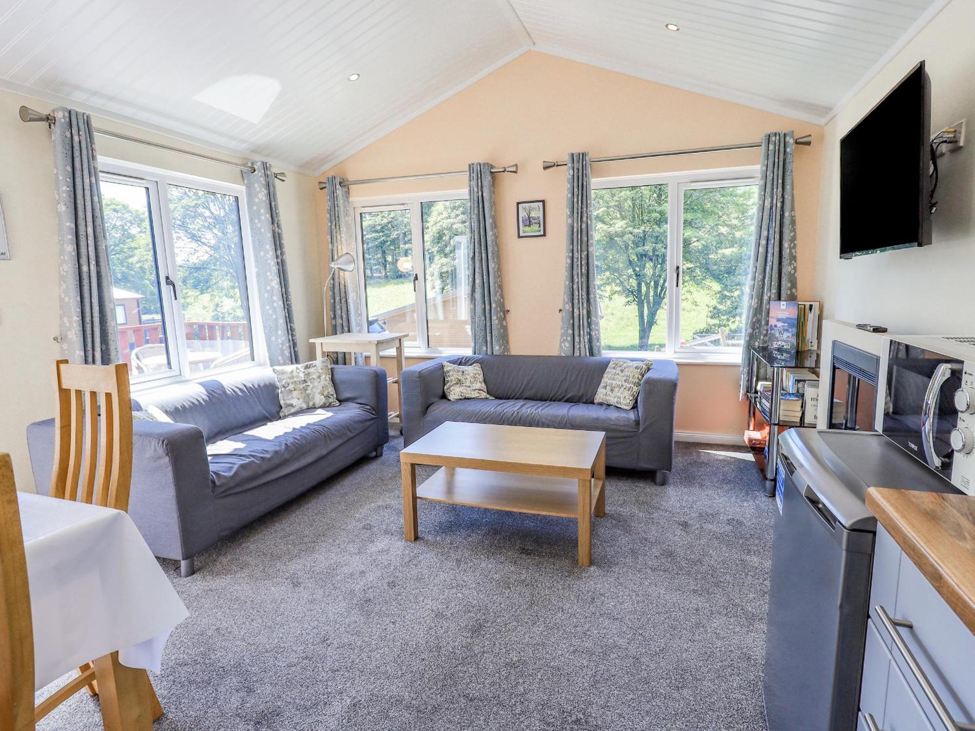 ווינדרמר Robin View Lodge מראה חיצוני תמונה
